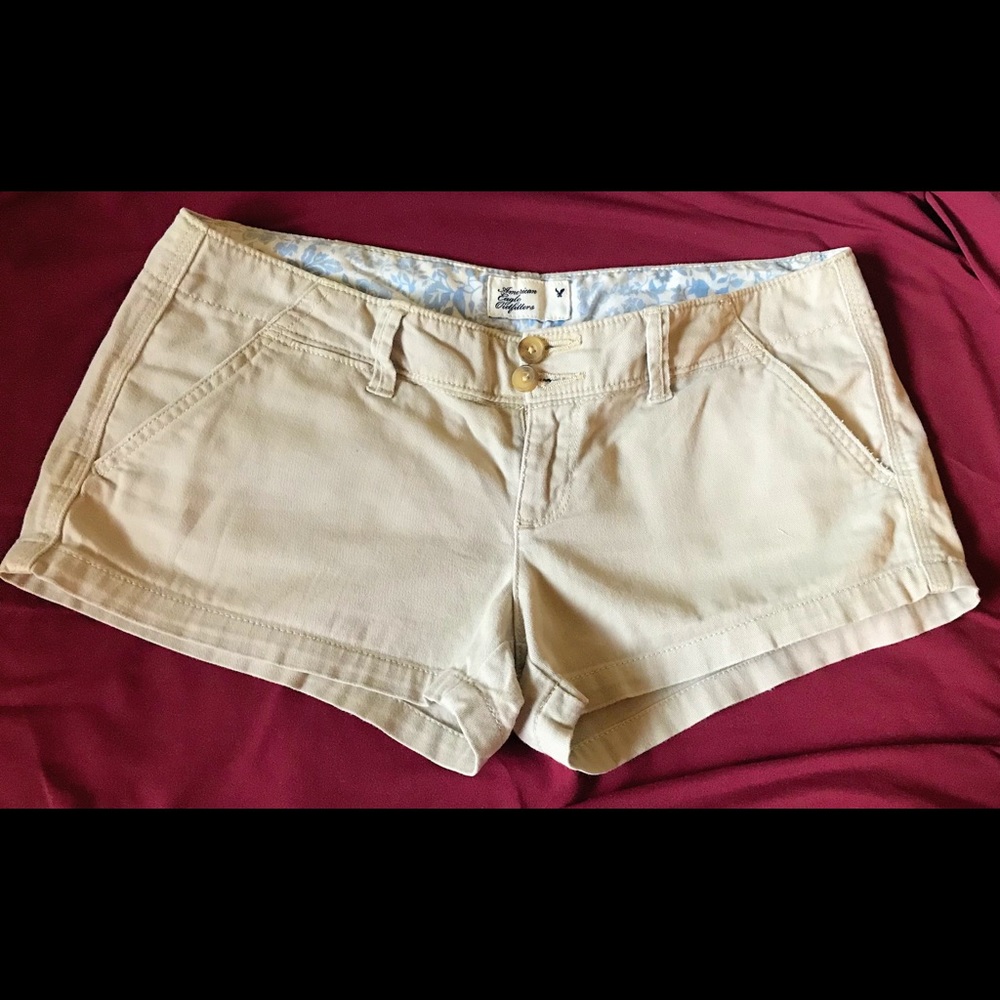 COPY - America Eagle Khaki stretch mini shorts